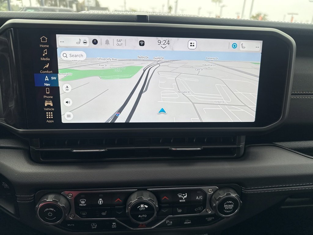 Certified 2024 Jeep Wrangler Sahara w/ Technology Group image 23