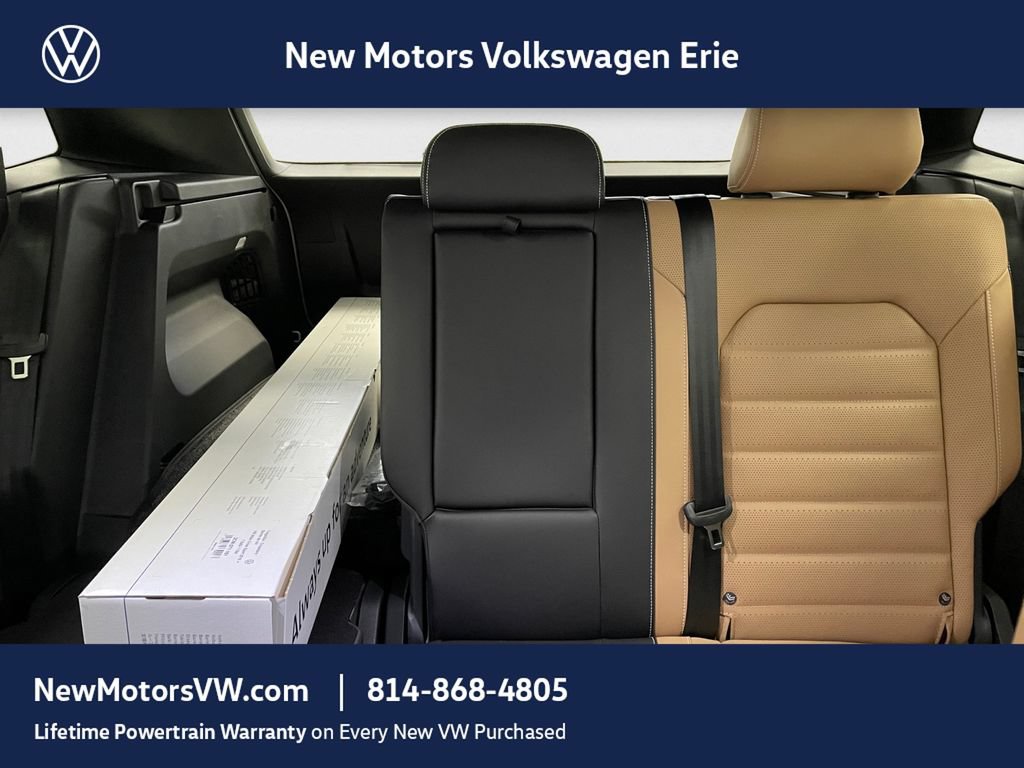 New 2026 Volkswagen Atlas Cross Sport SEL R-Line AWD/4WD image 11