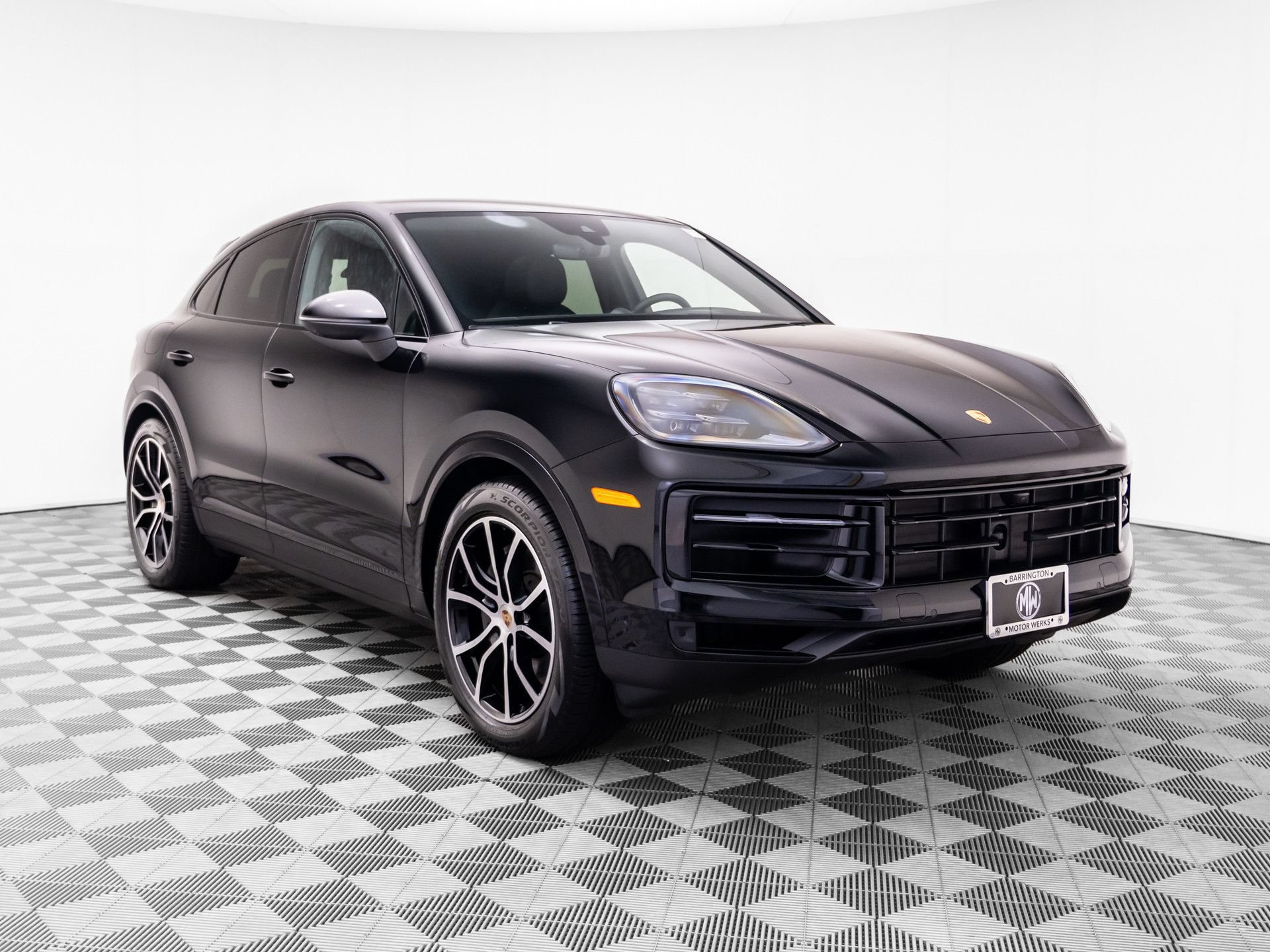 Certified 2025 Porsche Cayenne Coupe AWD/4WD image 6