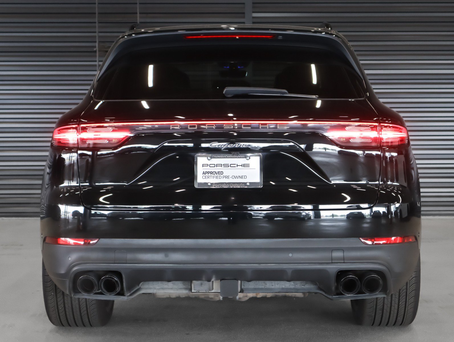 Certified 2023 Porsche Cayenne Platinum Edition AWD/4WD image 9