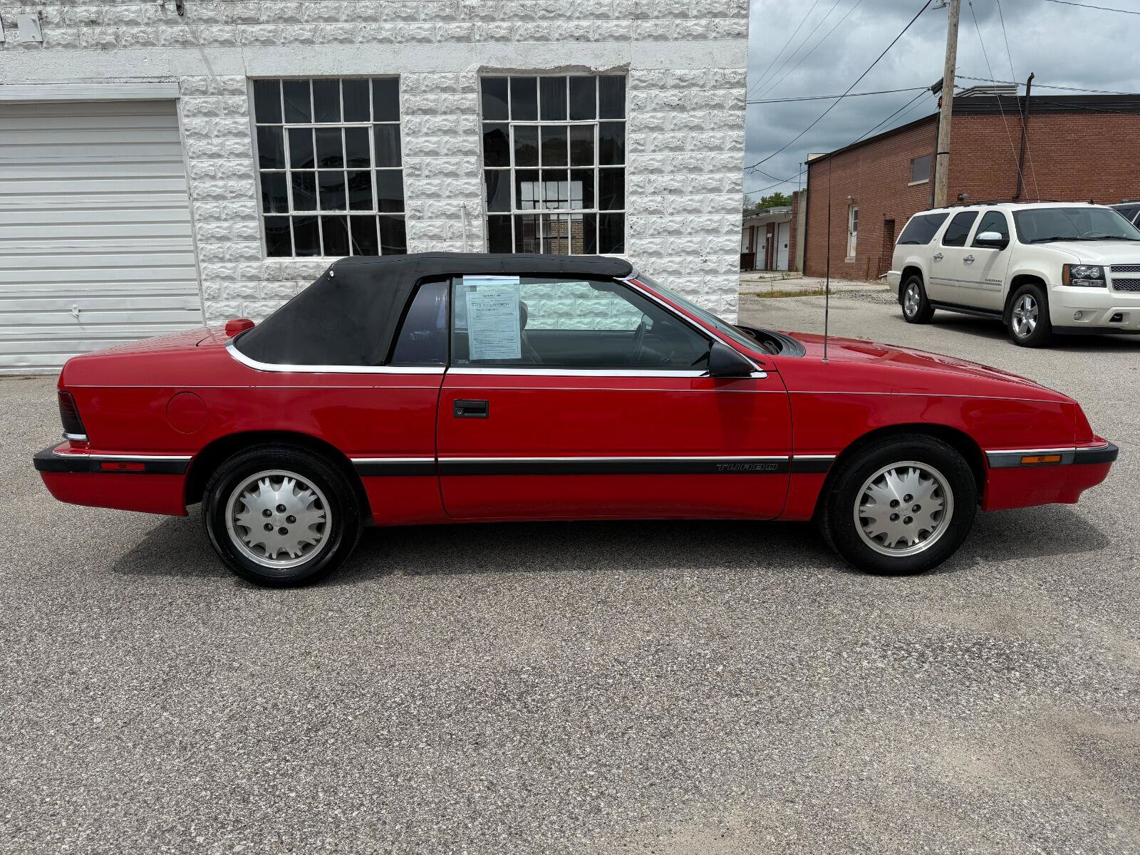 Used 1988 Chrysler LeBaron Convertible FWD image 4