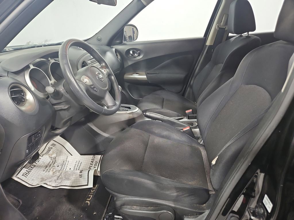 Used 2014 Nissan Juke S image 10