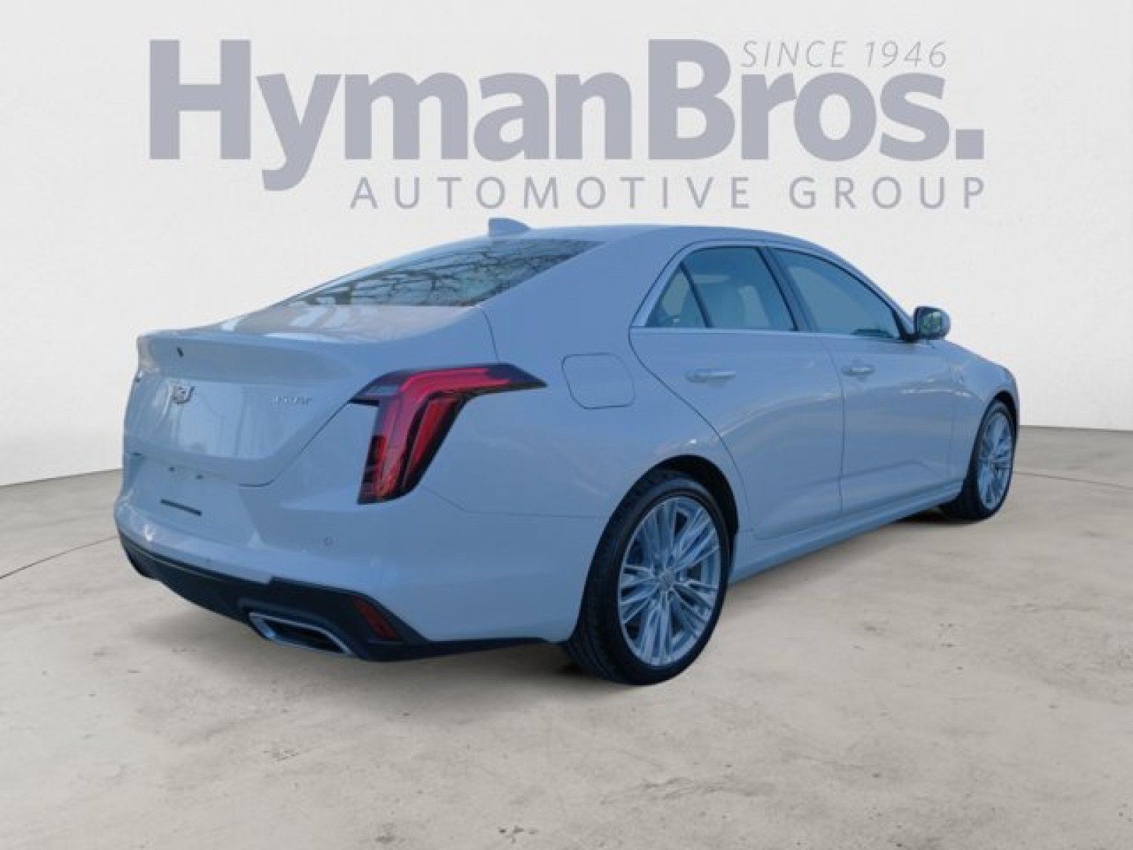 Used 2021 Cadillac CT4 Premium Luxury RWD image 3