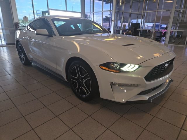 Used 2020 Ford Mustang Premium RWD image 2