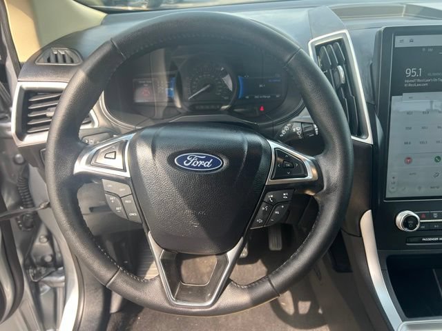 Used 2024 Ford Edge SEL AWD/4WD image 10