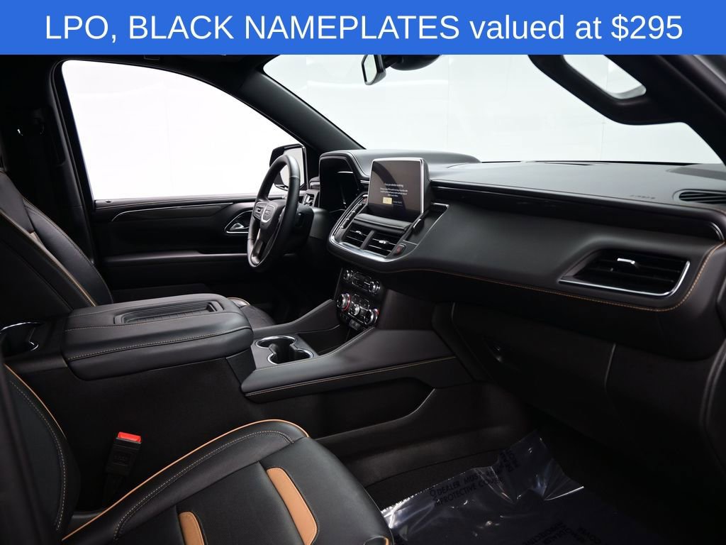Used 2024 GMC Yukon XL AT4 w/ Technology Package image 10