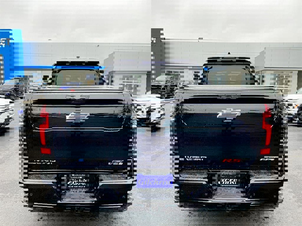 New 2024 Chevrolet Silverado EV RST image 24