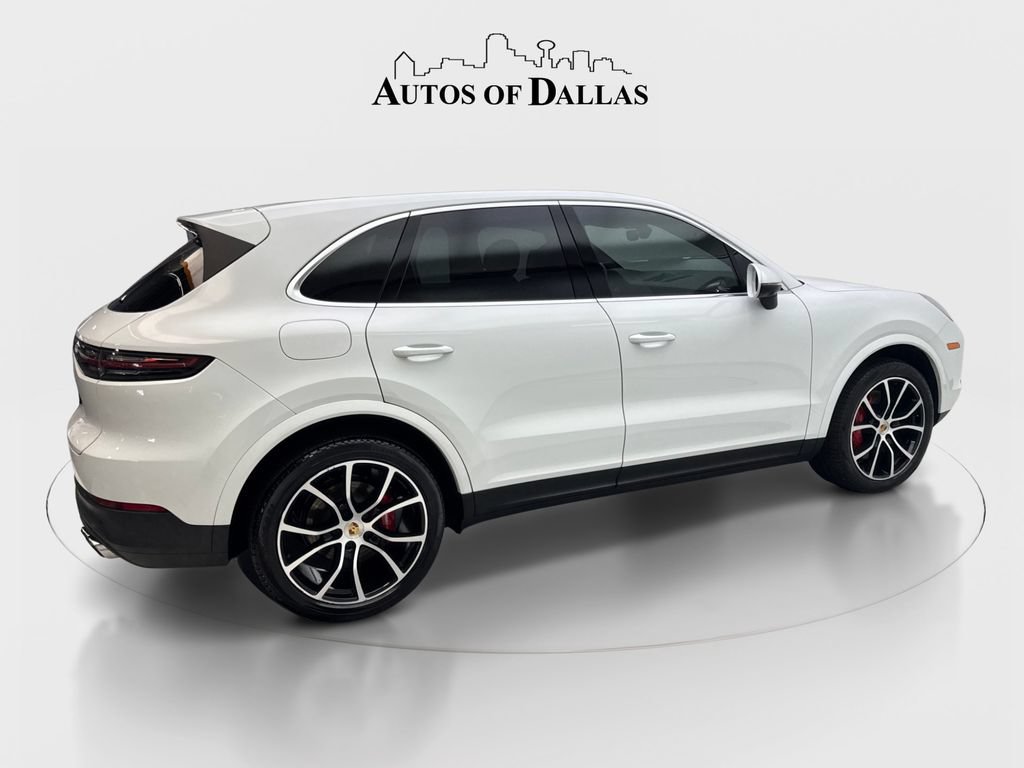 Used 2022 Porsche Cayenne w/ Premium Package AWD/4WD image 7