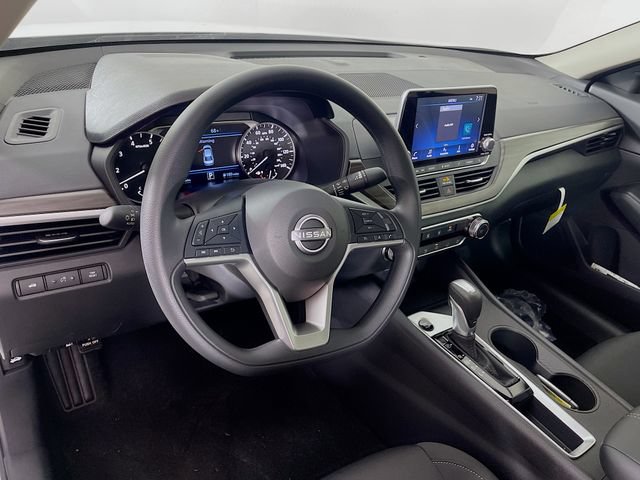 New 2026 Nissan Altima 2.5 SV FWD image 7