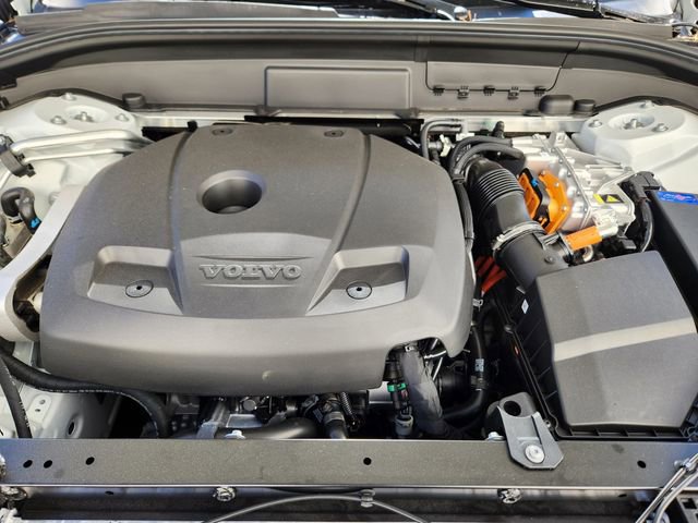 New 2026 Volvo XC60 T8 Ultra w/ Climate Package image 20