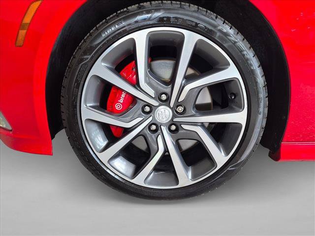 Used 2018 Buick Regal GS w/ Driver Confidence Package #2 AWD/4WD image 21