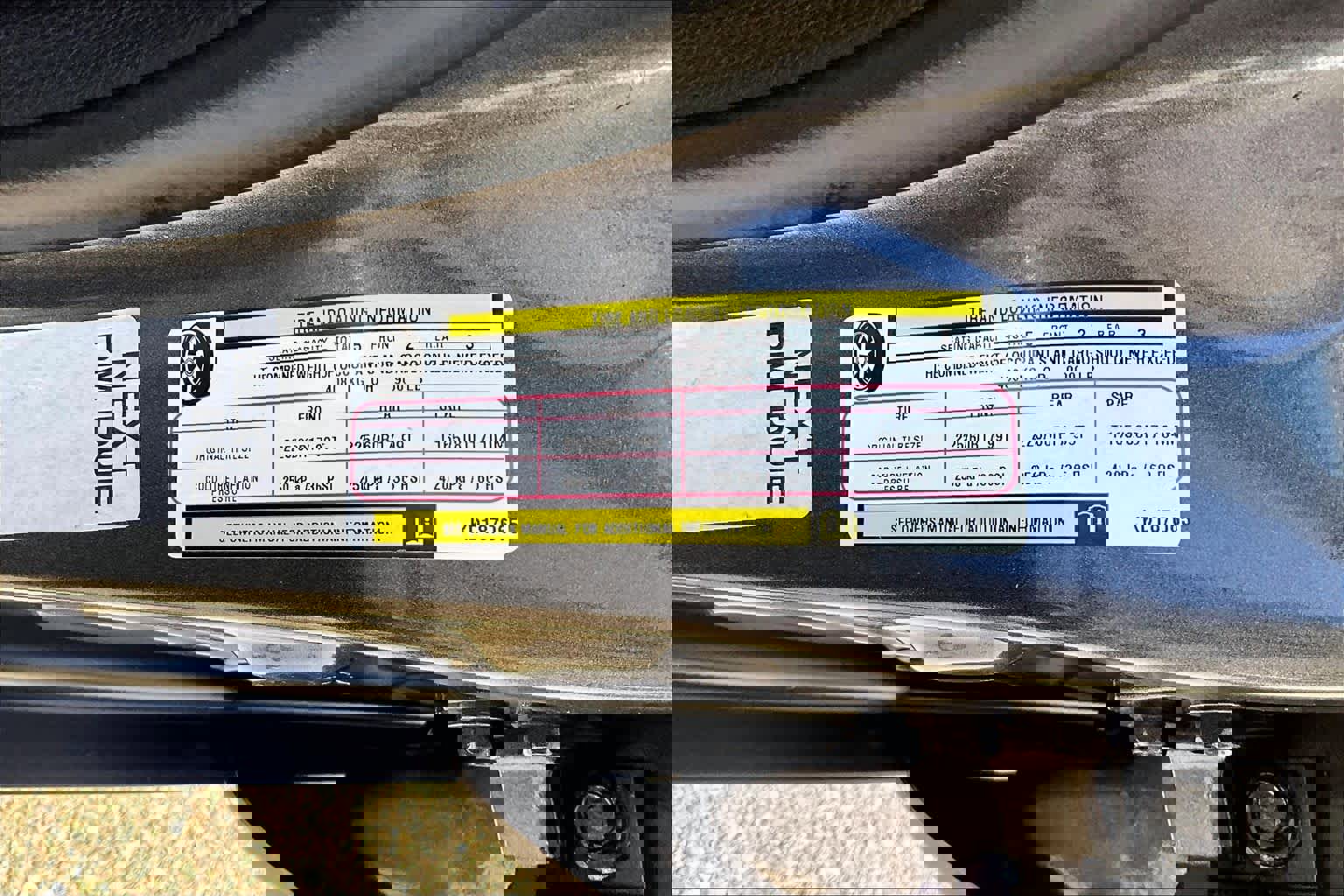 Used 2019 Jeep Cherokee Latitude Plus image 36