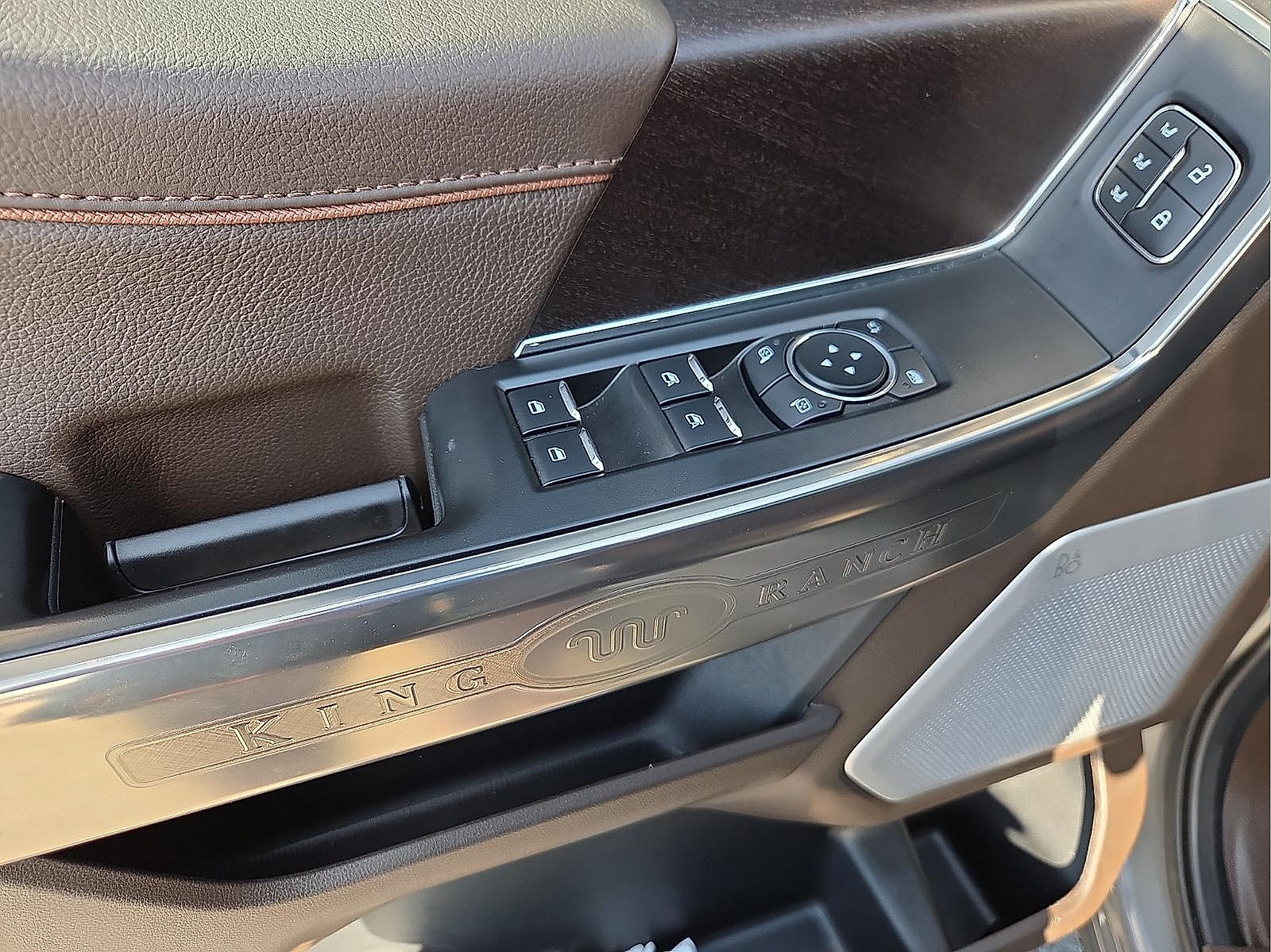 Certified 2025 Ford F150 King Ranch AWD/4WD image 13