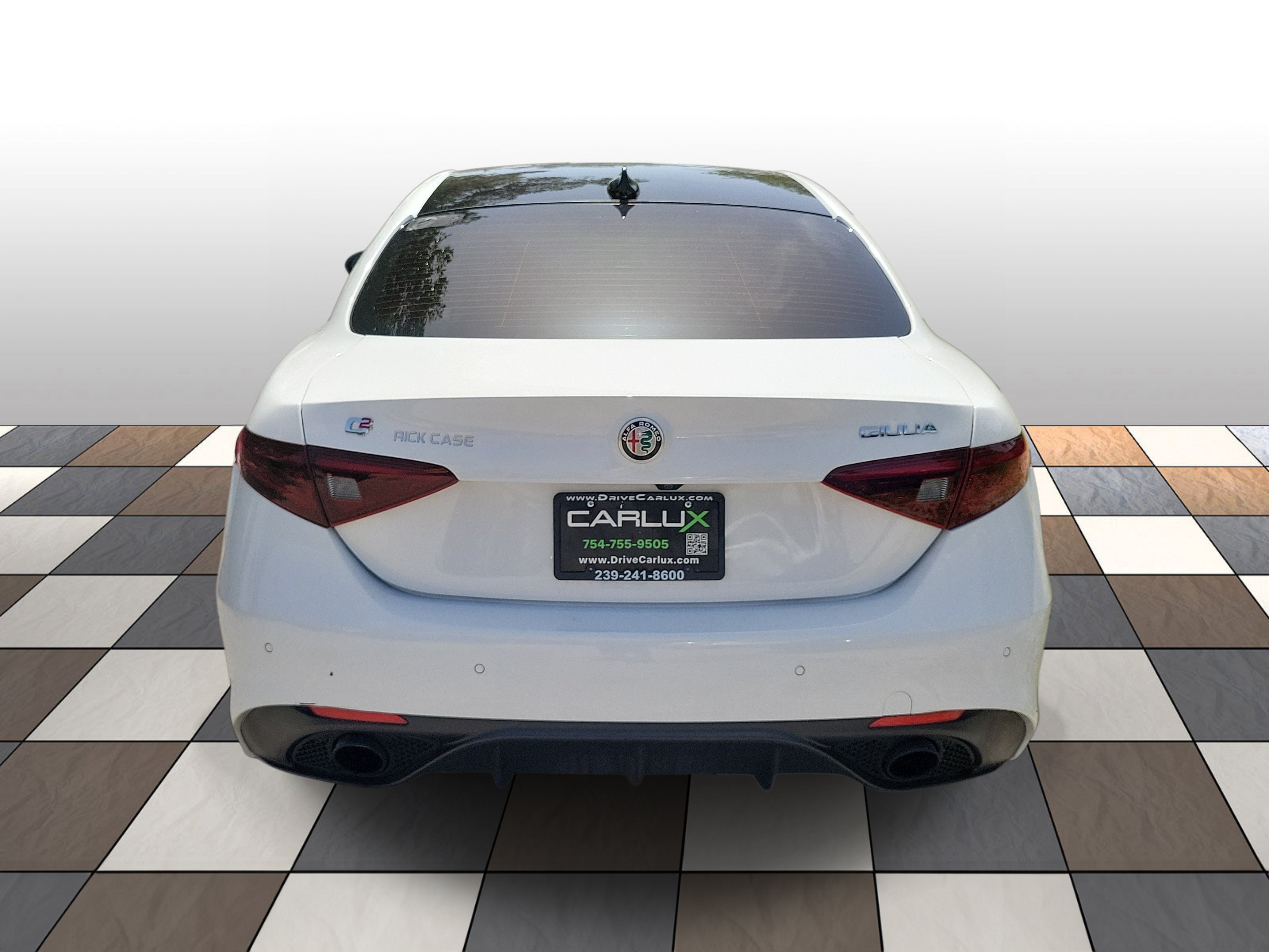 Used 2023 Alfa Romeo Giulia Veloce RWD image 5