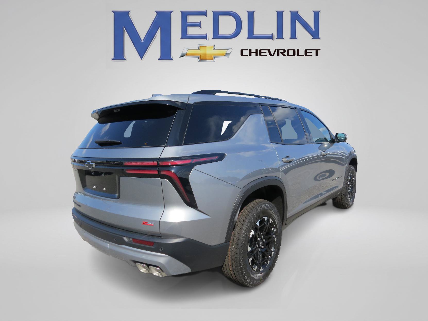New 2027 Chevrolet Traverse Z71 w/ Driver Confidence Package AWD/4WD image 3