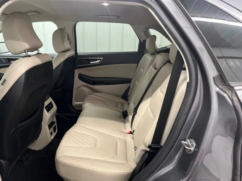 Used 2024 Ford Edge Titanium AWD/4WD image 15