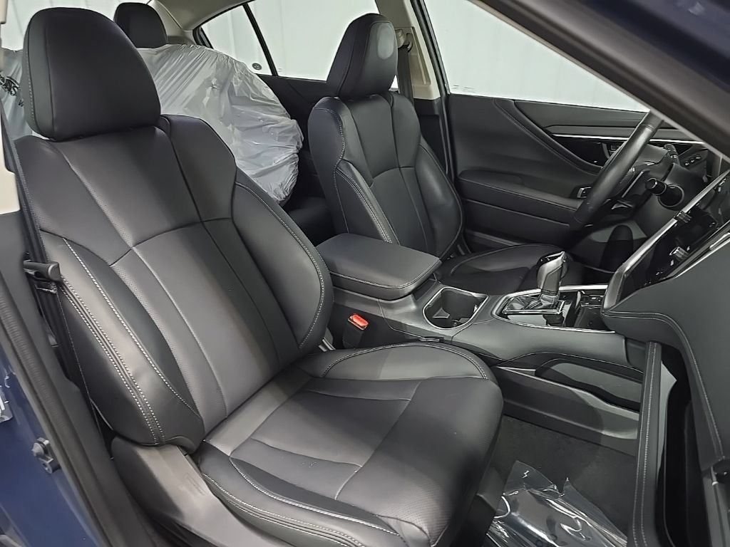 Used 2025 Subaru Legacy Limited AWD/4WD image 16