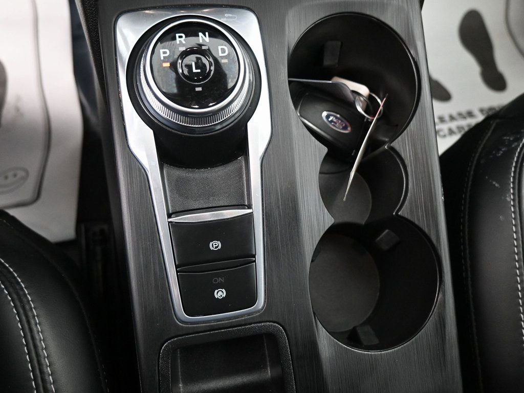 Used 2025 Ford Escape Platinum image 16