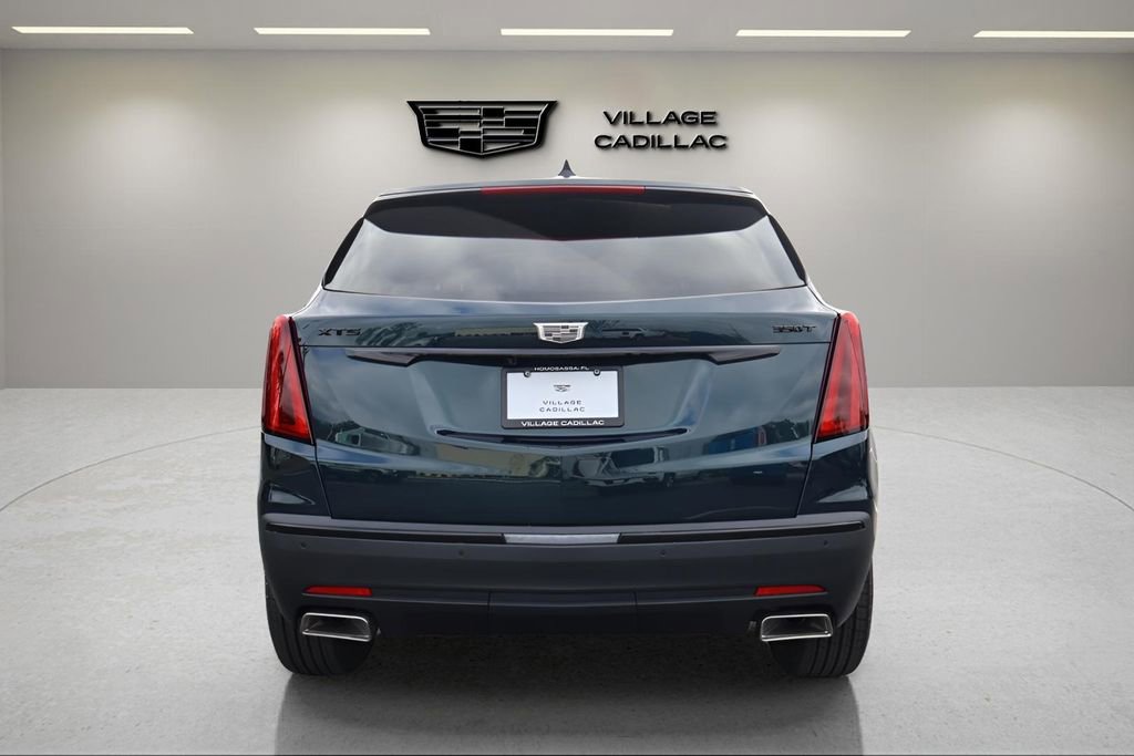 New 2026 Cadillac XT5 Luxury w/ LPO, ONYX Package FWD image 4