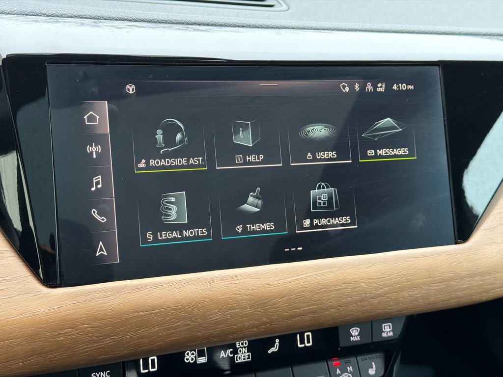 Used 2023 Audi e-tron GT Premium Plus image 31