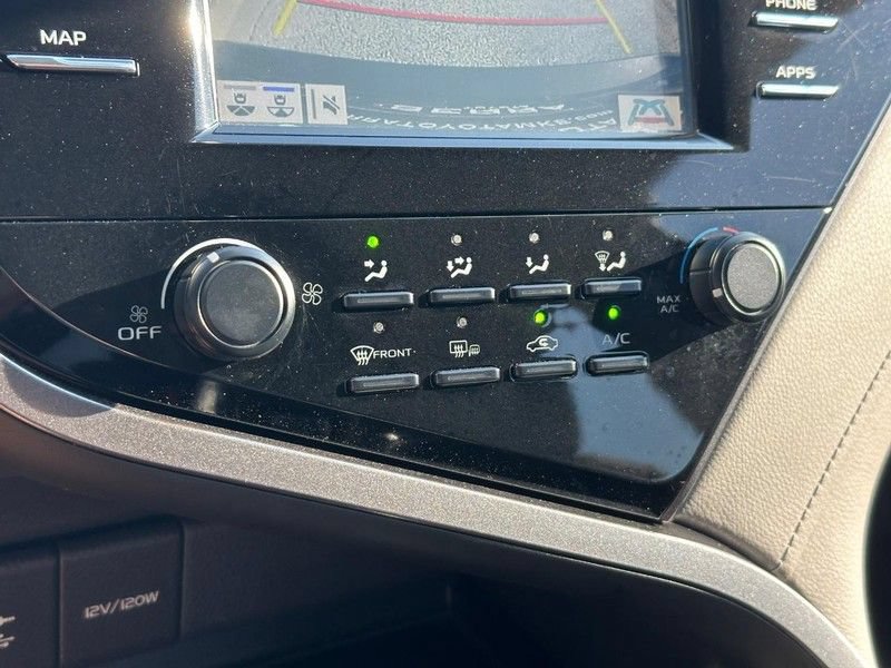 Used 2019 Toyota Camry LE w/ Convenience Package FWD image 20