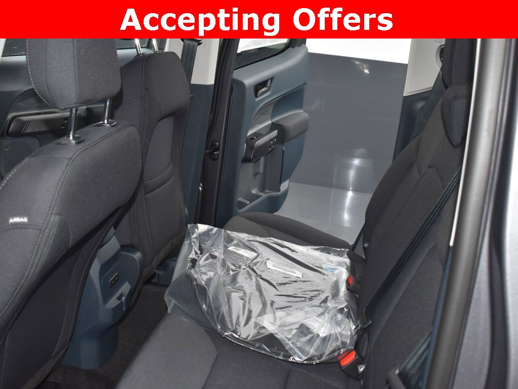 New 2025 Ford Maverick XL image 21