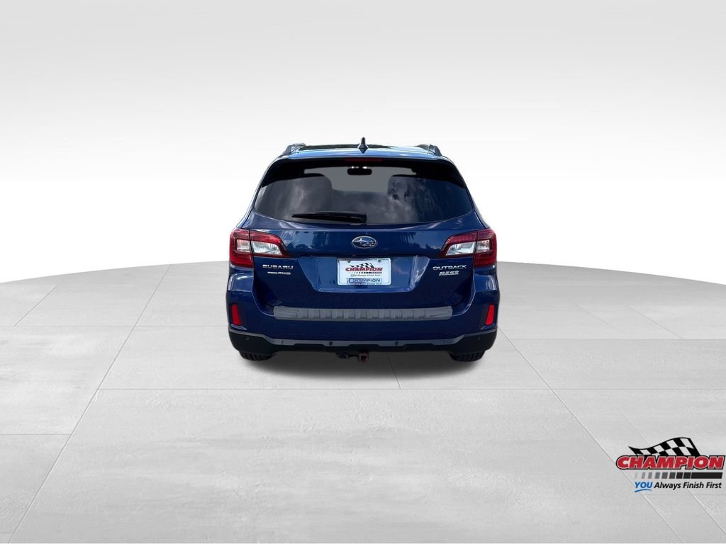 Used 2017 Subaru Outback 2.5i Touring AWD/4WD image 11