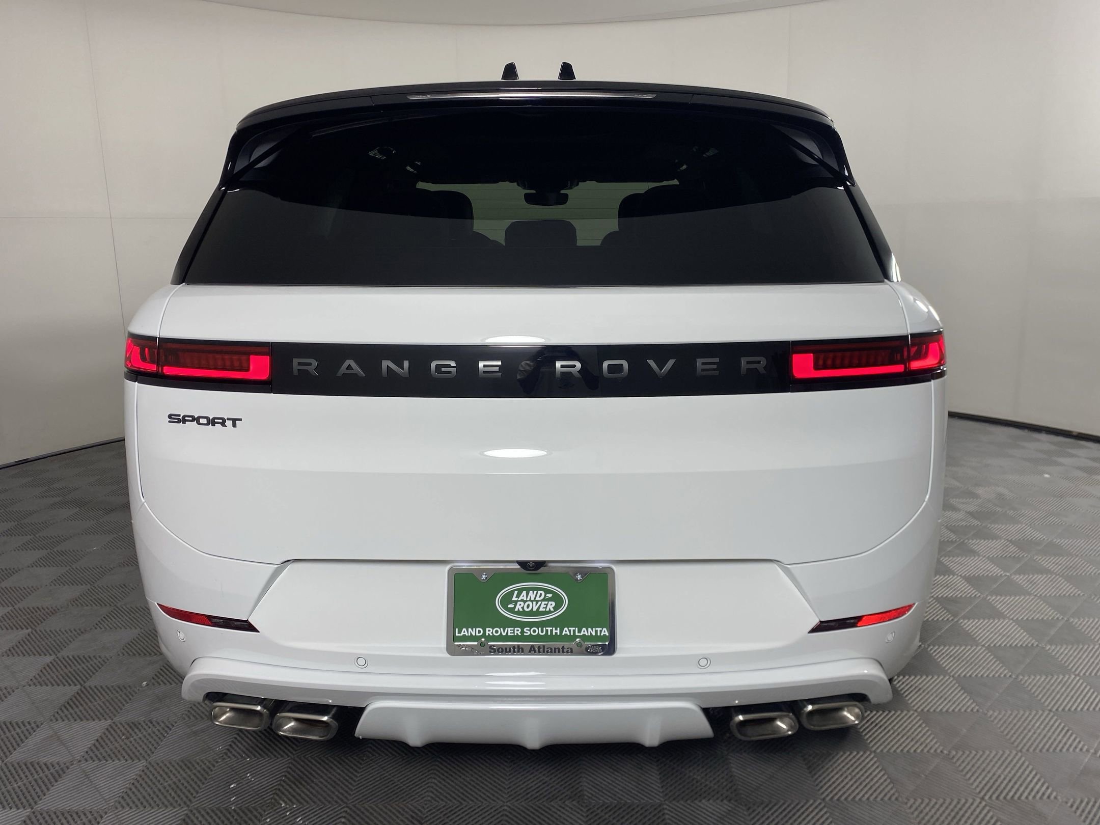 New 2025 Land Rover Range Rover Sport Dynamic SE image 8