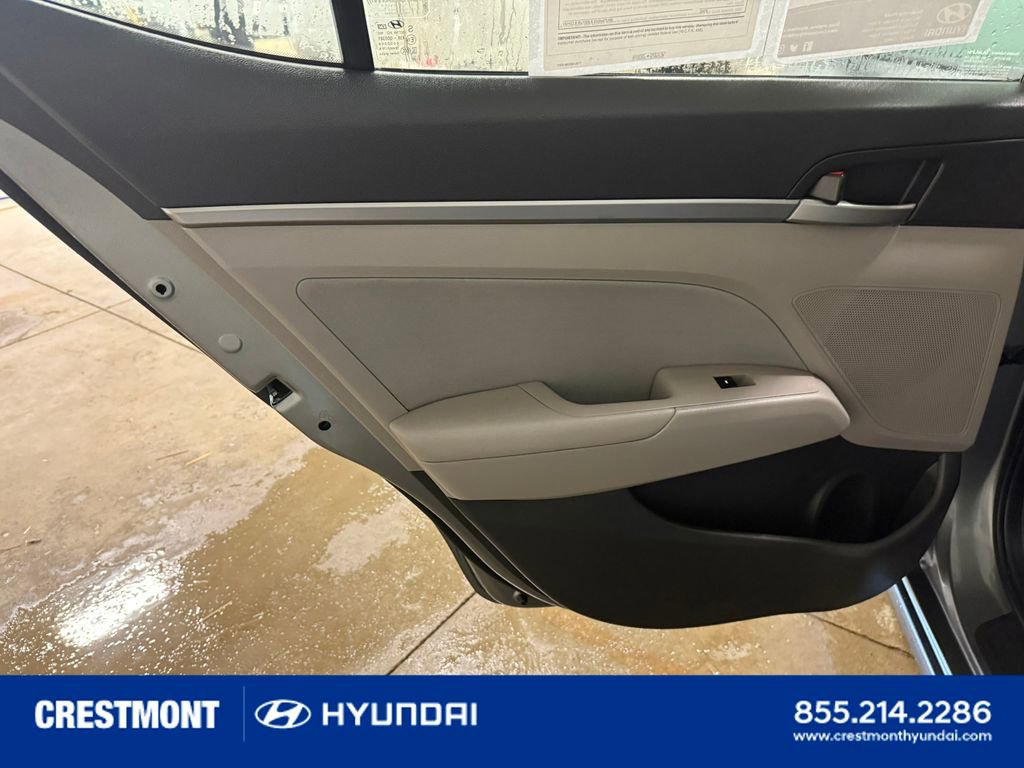 Used 2017 Hyundai Elantra SE w/ SE A/T Tech Package 03 image 26
