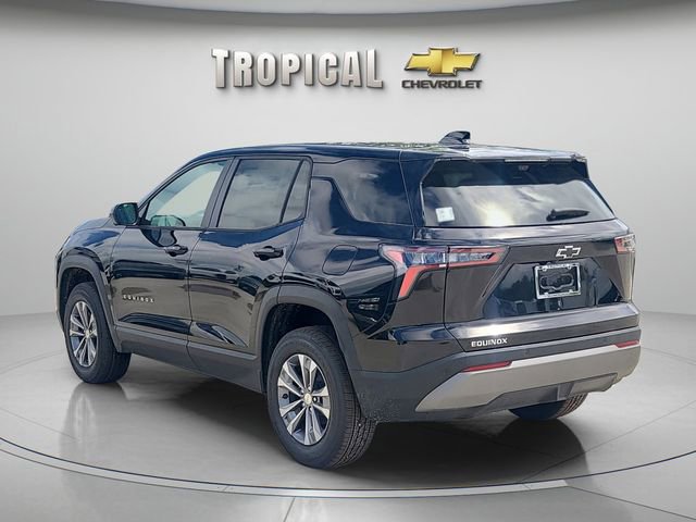 New 2026 Chevrolet Equinox LT w/ Safety and Technology Package image 2