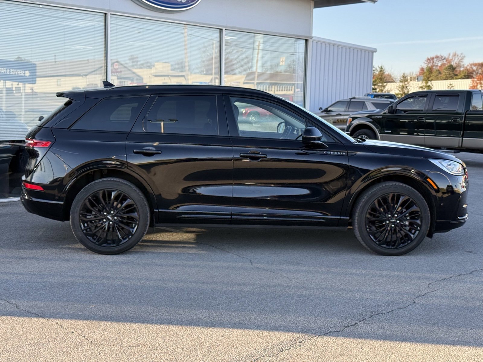 Used 2023 Lincoln Corsair Reserve w/ Equipment Group 202A image 6