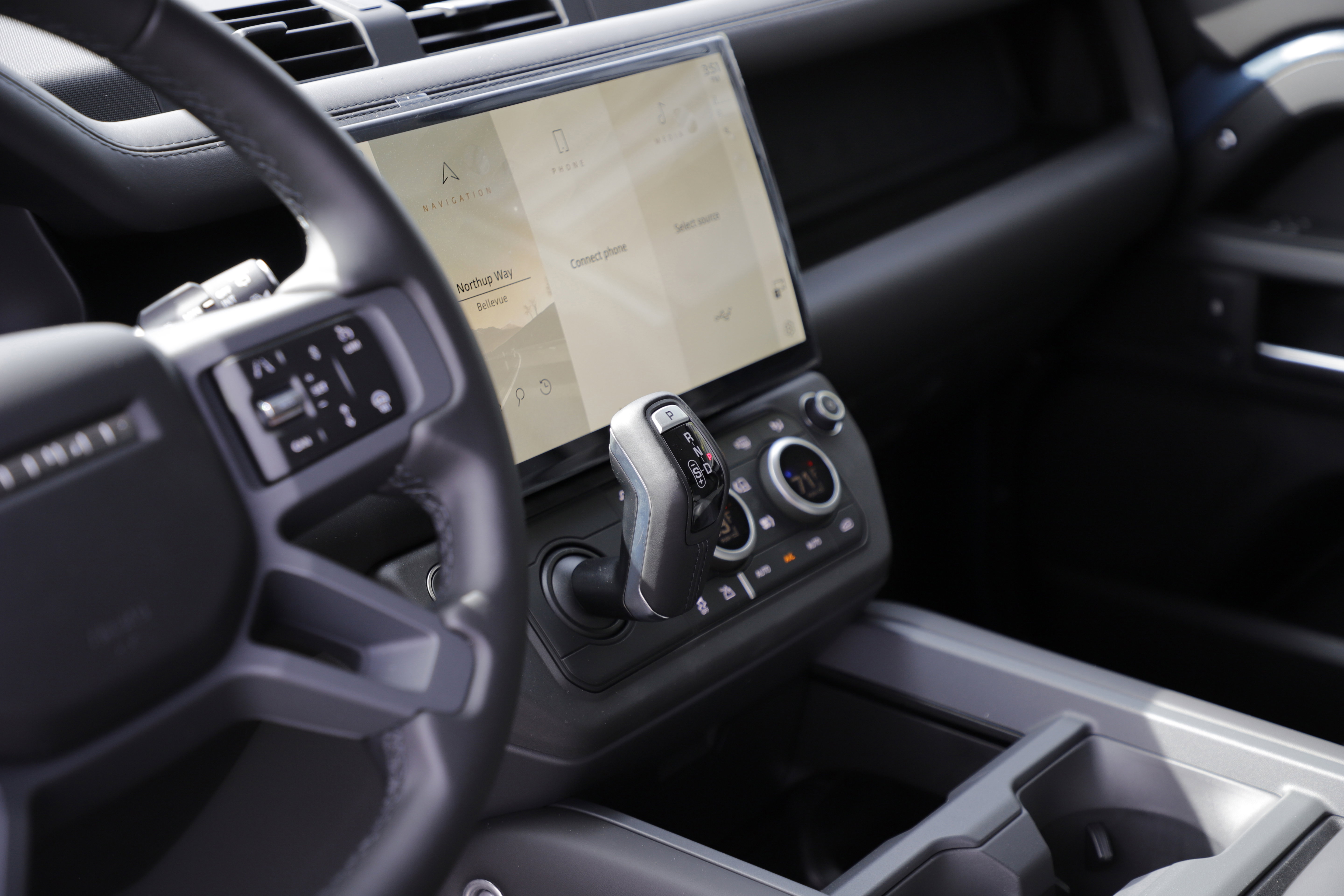 New 2026 Land Rover Defender 110 X-Dynamic SE image 22