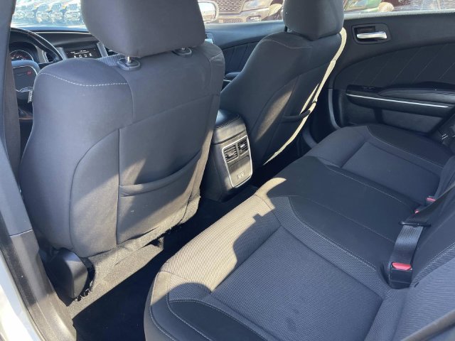 Used 2022 Dodge Charger SXT RWD image 18