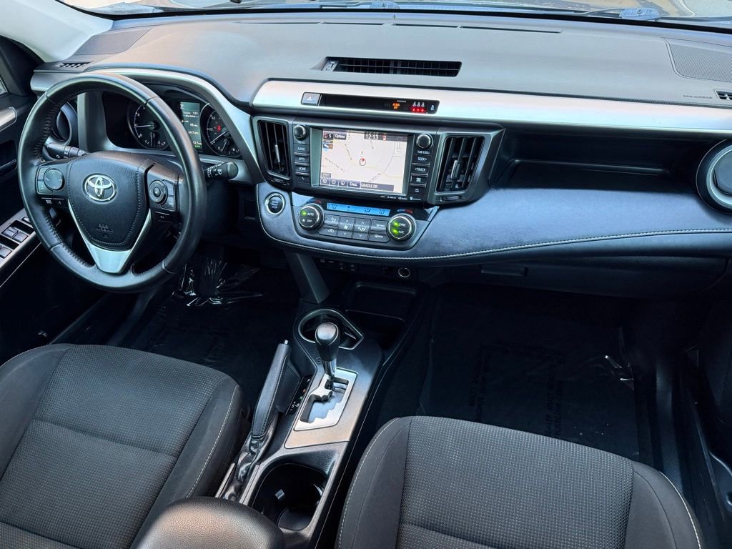 Used 2018 Toyota RAV4 XLE FWD image 28