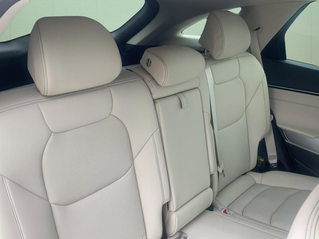 Certified 2026 Genesis GV70 2.5T Select image 41