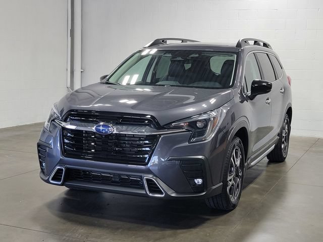 Used 2024 Subaru Ascent Touring AWD/4WD image 2