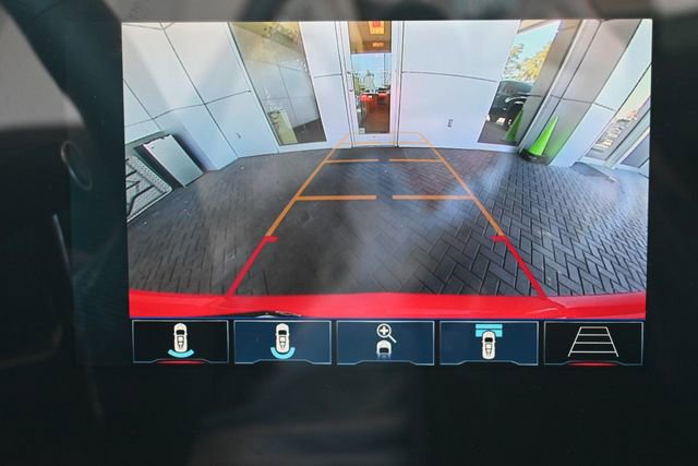 Used 2025 Chevrolet Corvette Stingray Premium Conv w/ Z51 Performance Package image 19