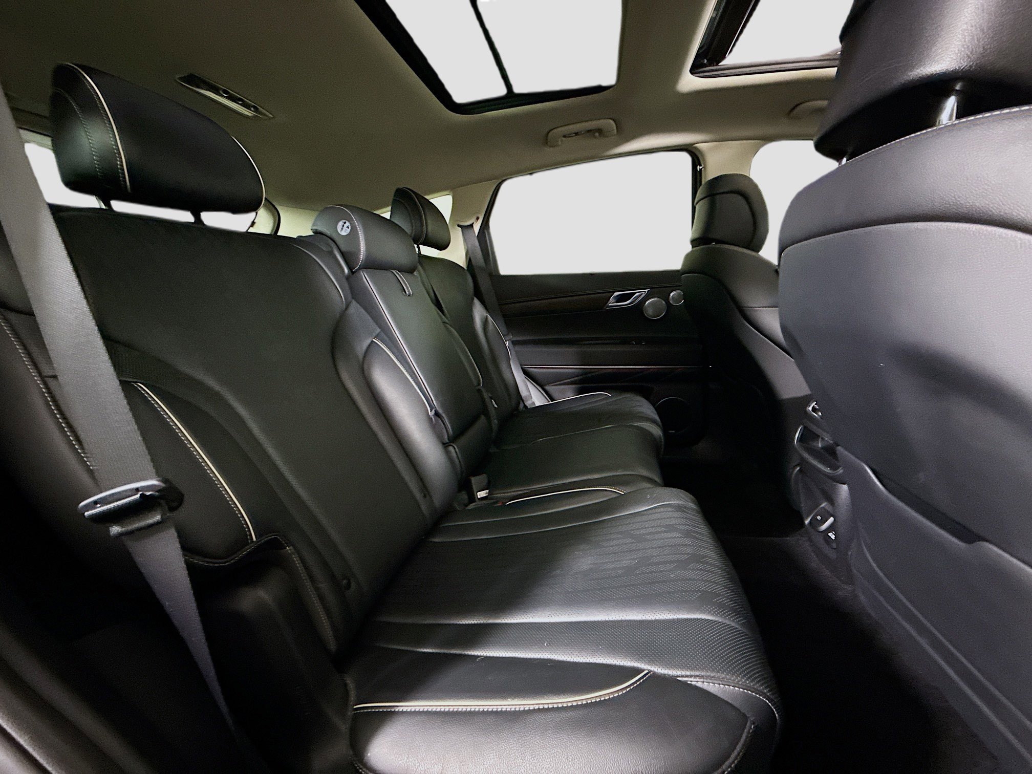 Used 2021 Genesis GV80 2.5T w/ Advanced Package 02 image 27