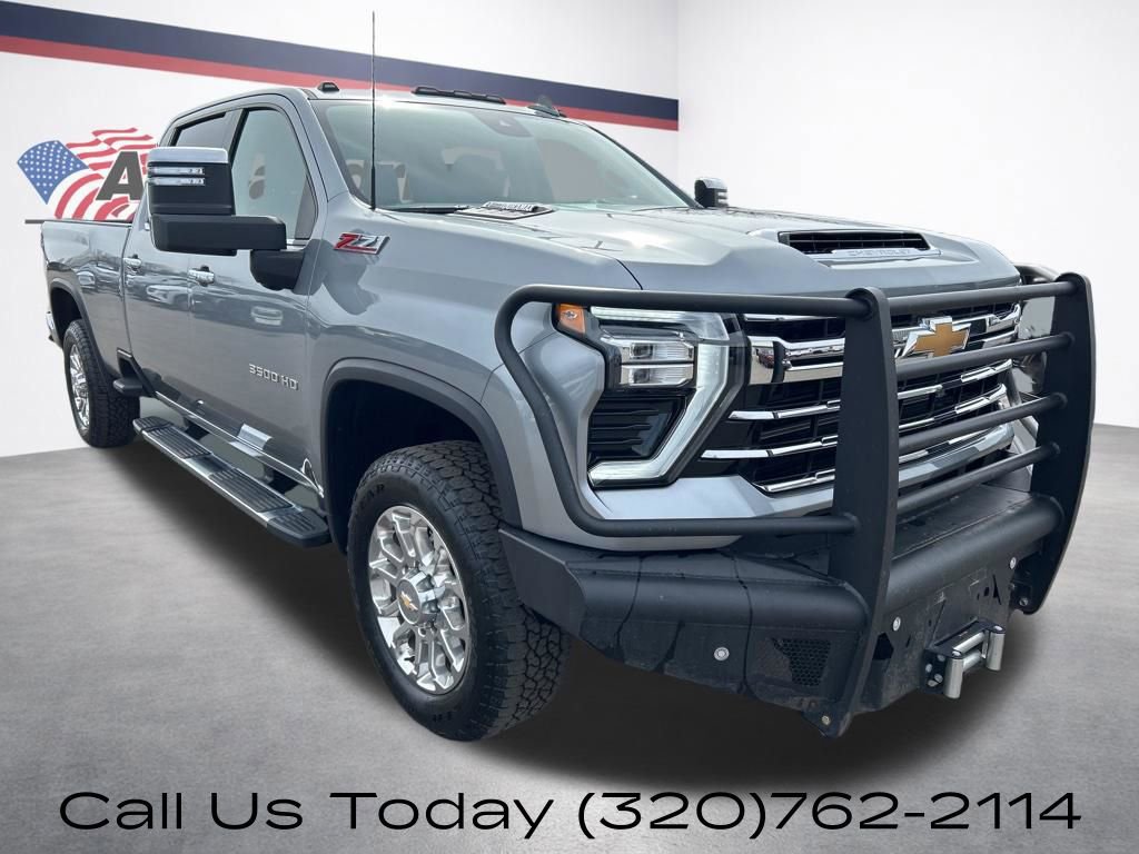 Certified 2025 Chevrolet Silverado 3500 LTZ w/ LTZ Convenience Package image 3