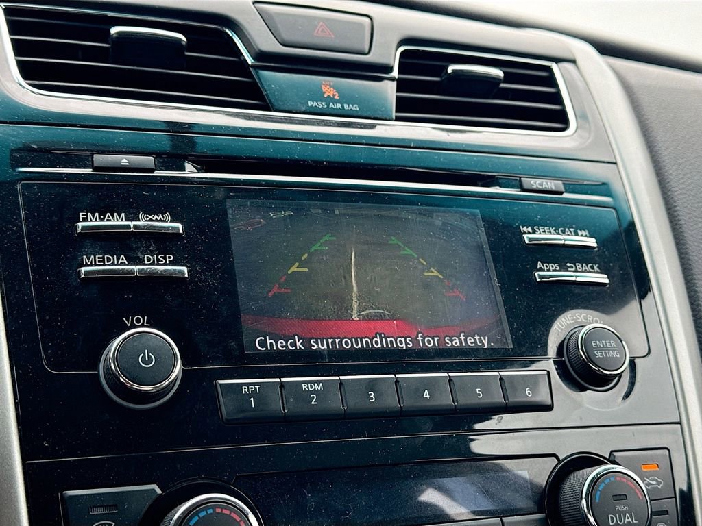 Used 2015 Nissan Altima 2.5 SL FWD image 13
