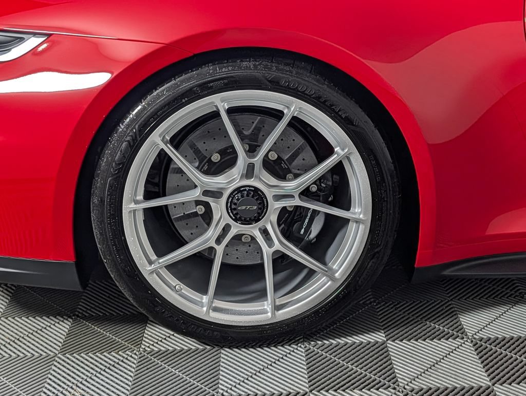 Certified 2026 Porsche 911 GT3 w/ Chrono Package RWD image 13
