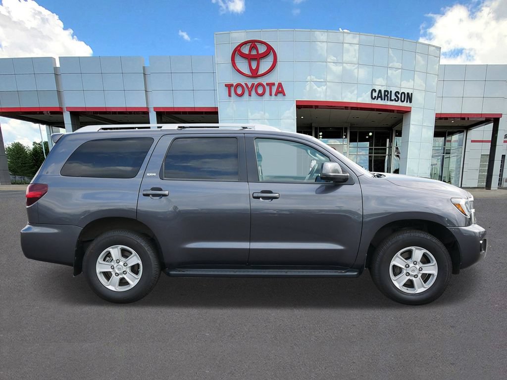 Certified 2019 Toyota Sequoia SR5 AWD/4WD image 4