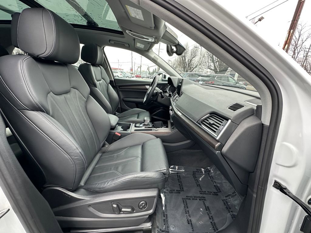 Used 2024 Audi Q5 2.0T Premium Plus image 25