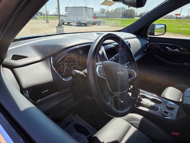 Used 2023 Chevrolet Traverse High Country AWD/4WD image 12