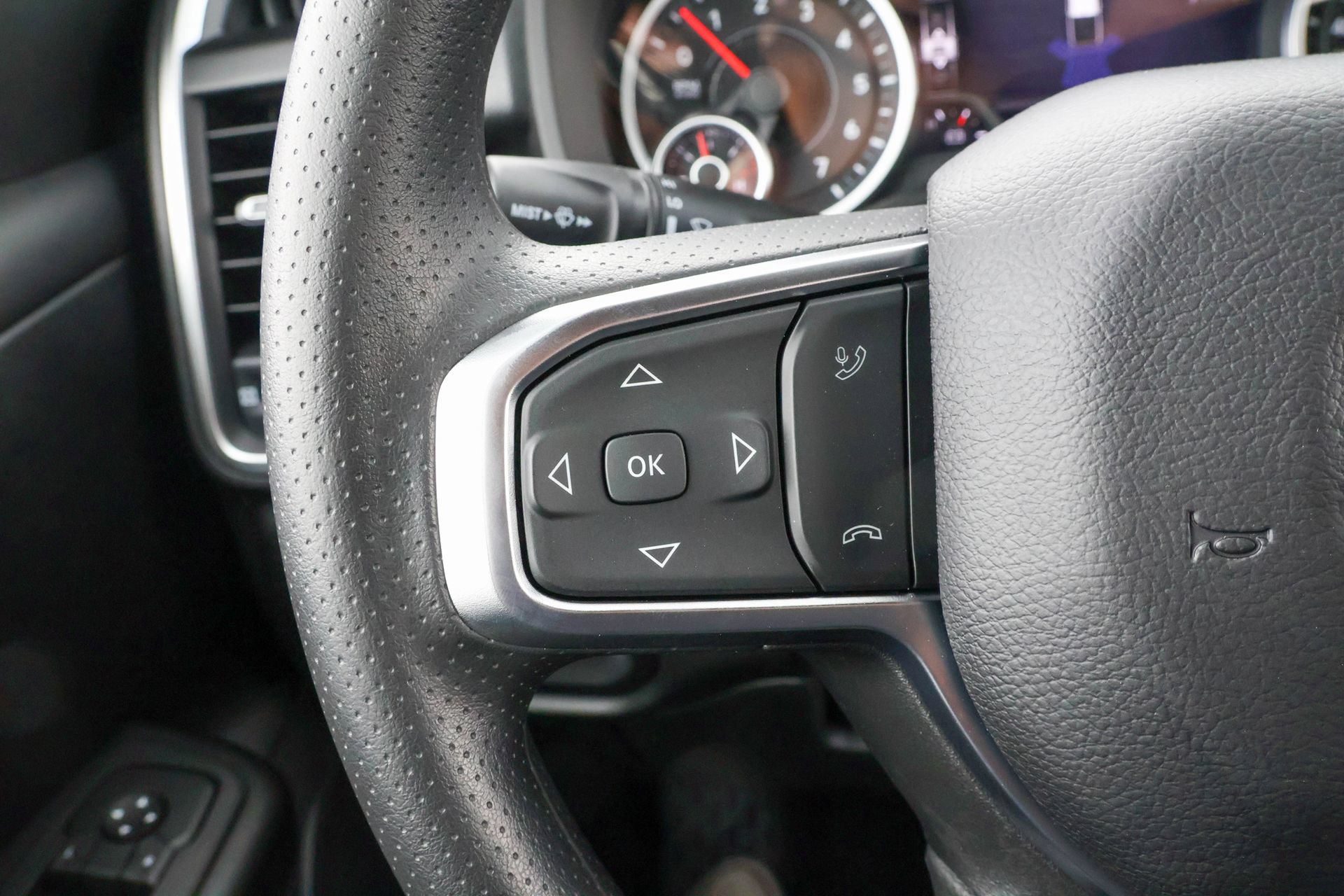 New 2026 RAM 1500 Express AWD/4WD image 25