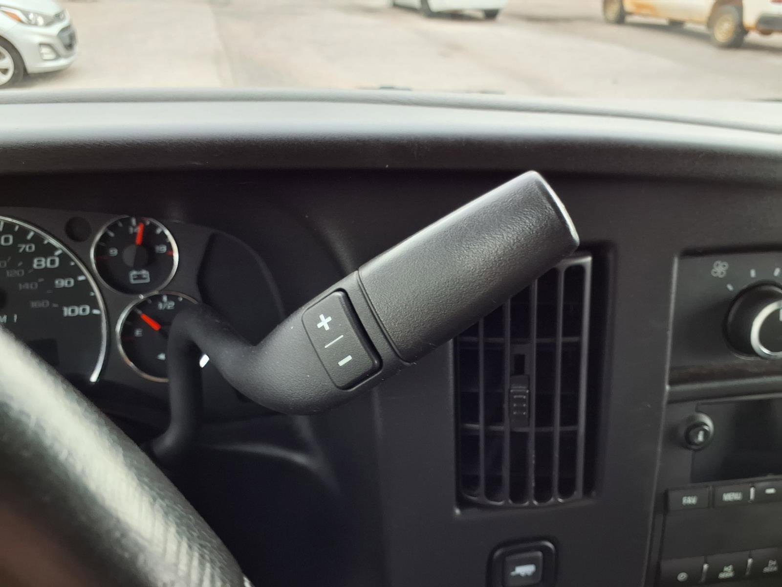 Used 2021 Chevrolet Express 3500 Work Van w/ Power Convenience Package image 17