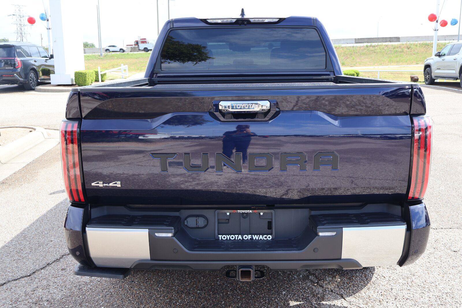 Used 2023 Toyota Tundra Limited AWD/4WD image 3