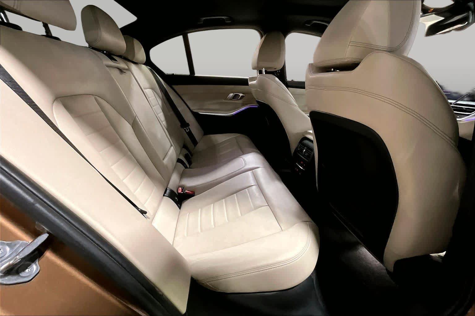 Used 2019 BMW 330i xDrive Sedan w/ Premium Package AWD/4WD image 20