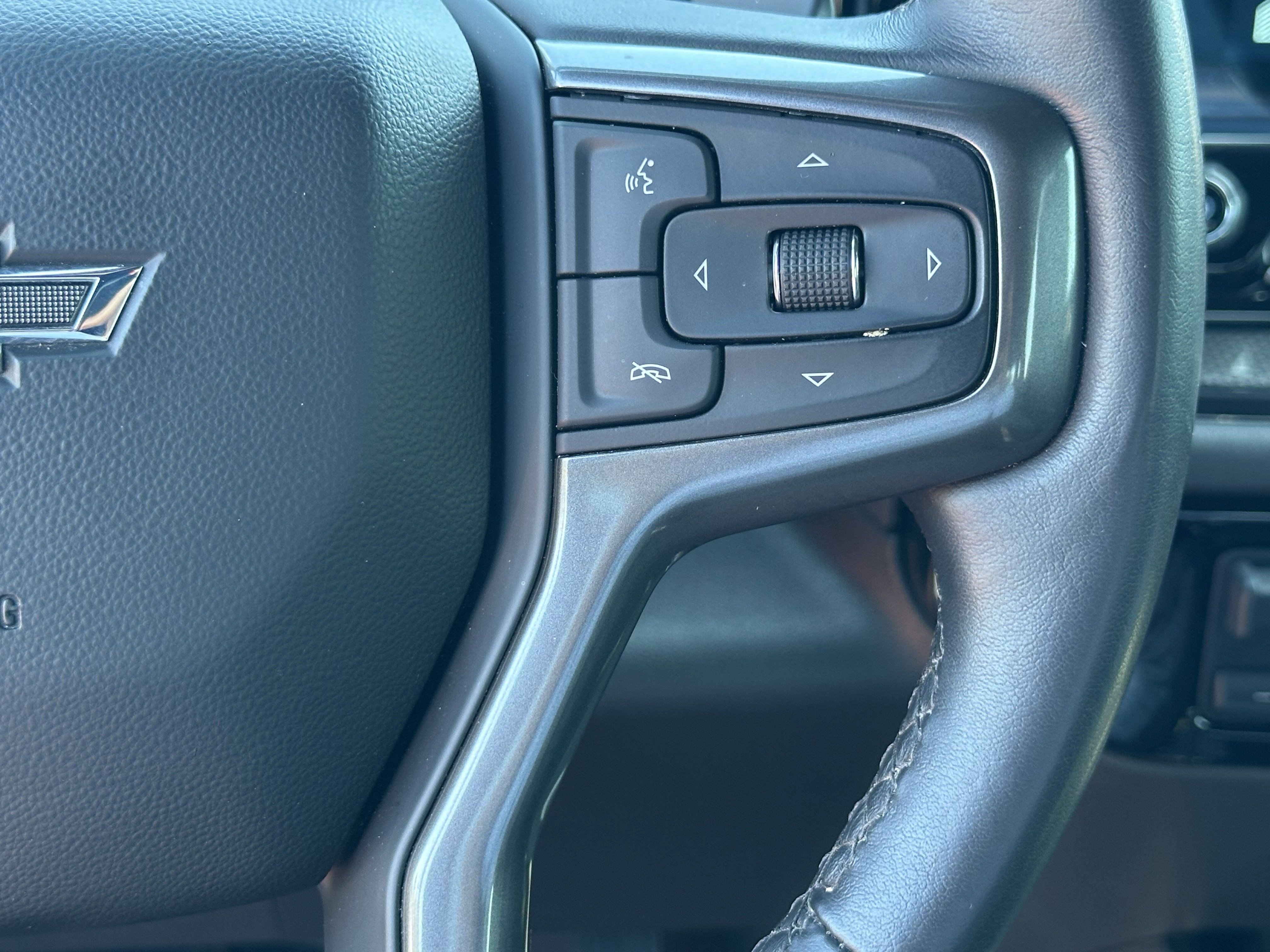 Used 2023 Chevrolet Silverado 1500 ZR2 image 26