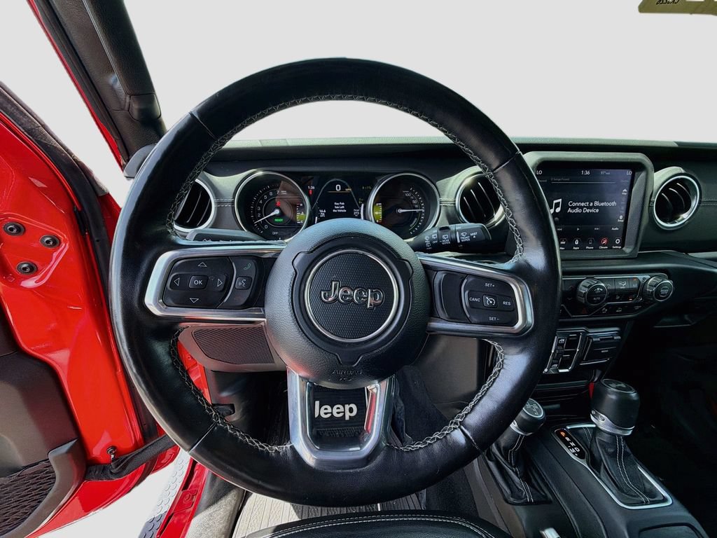 Used 2021 Jeep Wrangler Unlimited Sahara AWD/4WD image 11